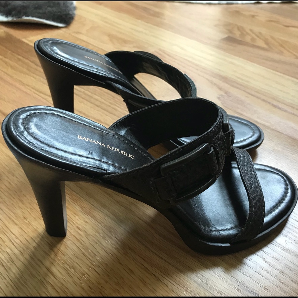 Banana Republic Heels